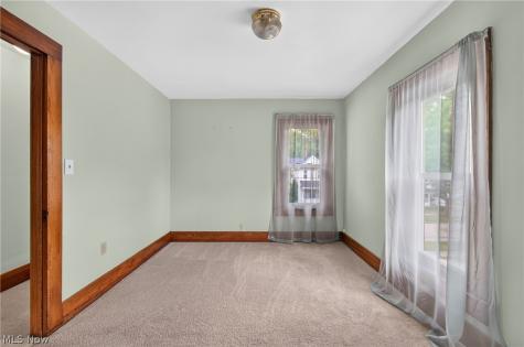 267 King Street Ravenna OH 44266