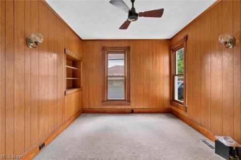 267 King Street Ravenna OH 44266