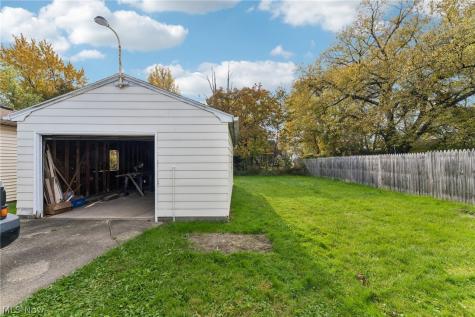 855 E Florida Avenue Youngstown OH 44502