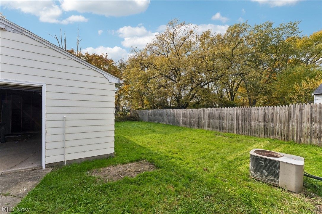 855 E Florida Avenue Youngstown OH 44502