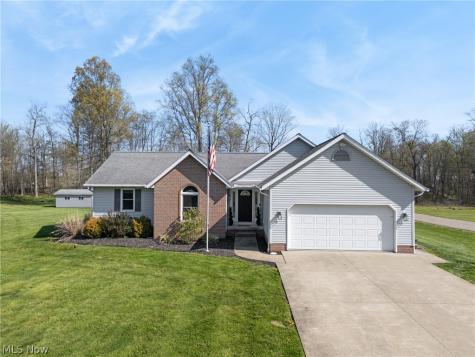 8863 Lynnpark Street NE Alliance OH 44601