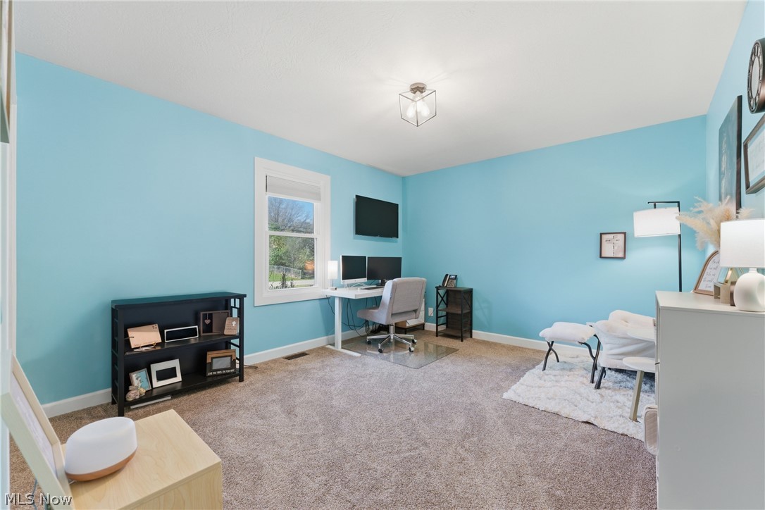 8863 Lynnpark Street NE Alliance OH 44601
