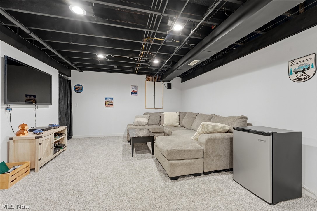 8863 Lynnpark Street NE Alliance OH 44601