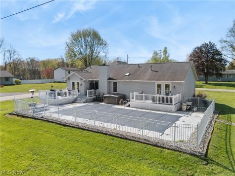 8863 Lynnpark Street NE Alliance OH 44601