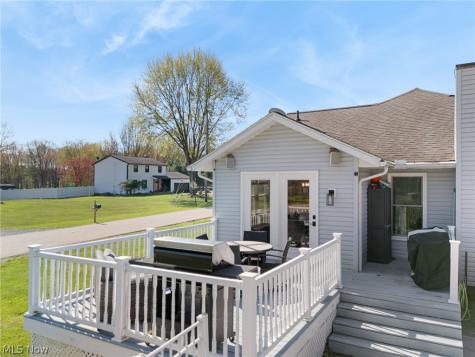 8863 Lynnpark Street NE Alliance OH 44601