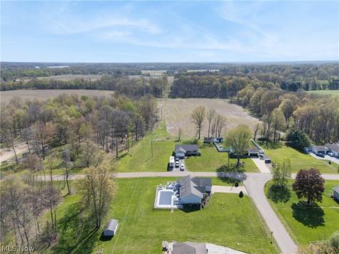 8863 Lynnpark Street NE Alliance OH 44601