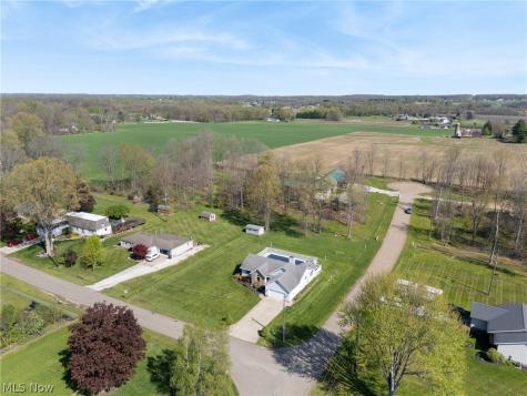 8863 Lynnpark Street NE Alliance OH 44601