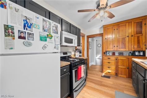 41825 Adelbert Street Elyria OH 44035
