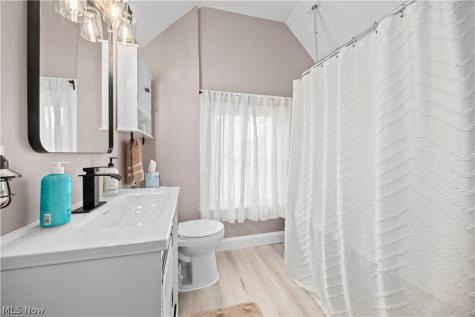 41825 Adelbert Street Elyria OH 44035