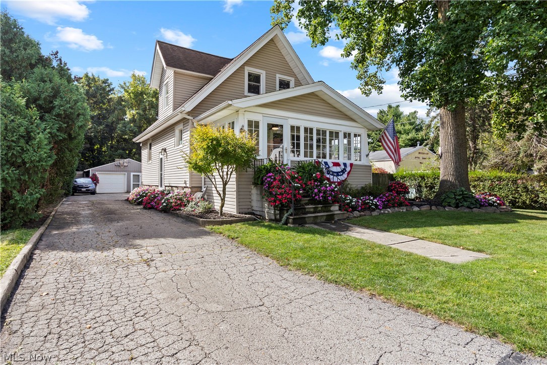 41825 Adelbert Street Elyria OH 44035