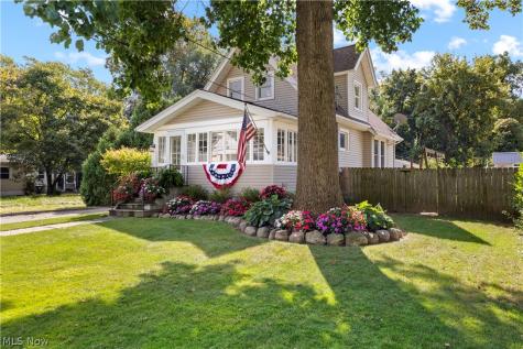 41825 Adelbert Street Elyria OH 44035