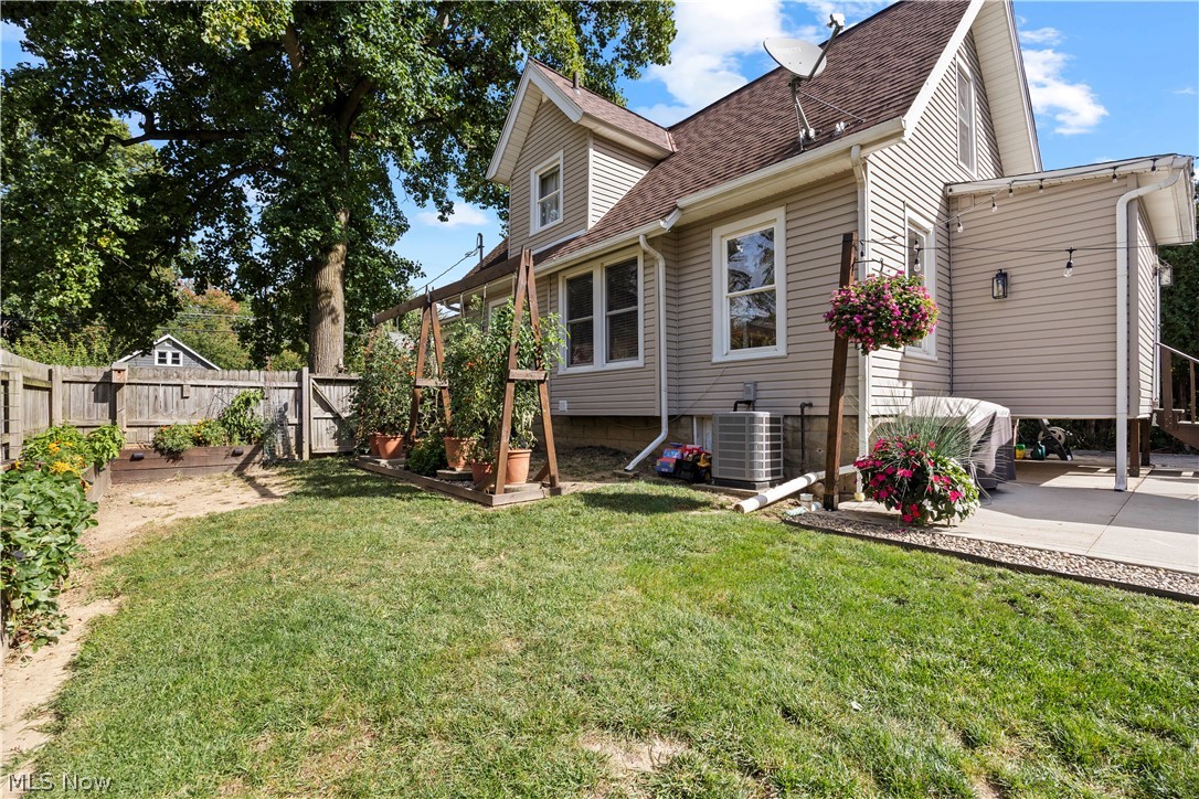 41825 Adelbert Street Elyria OH 44035
