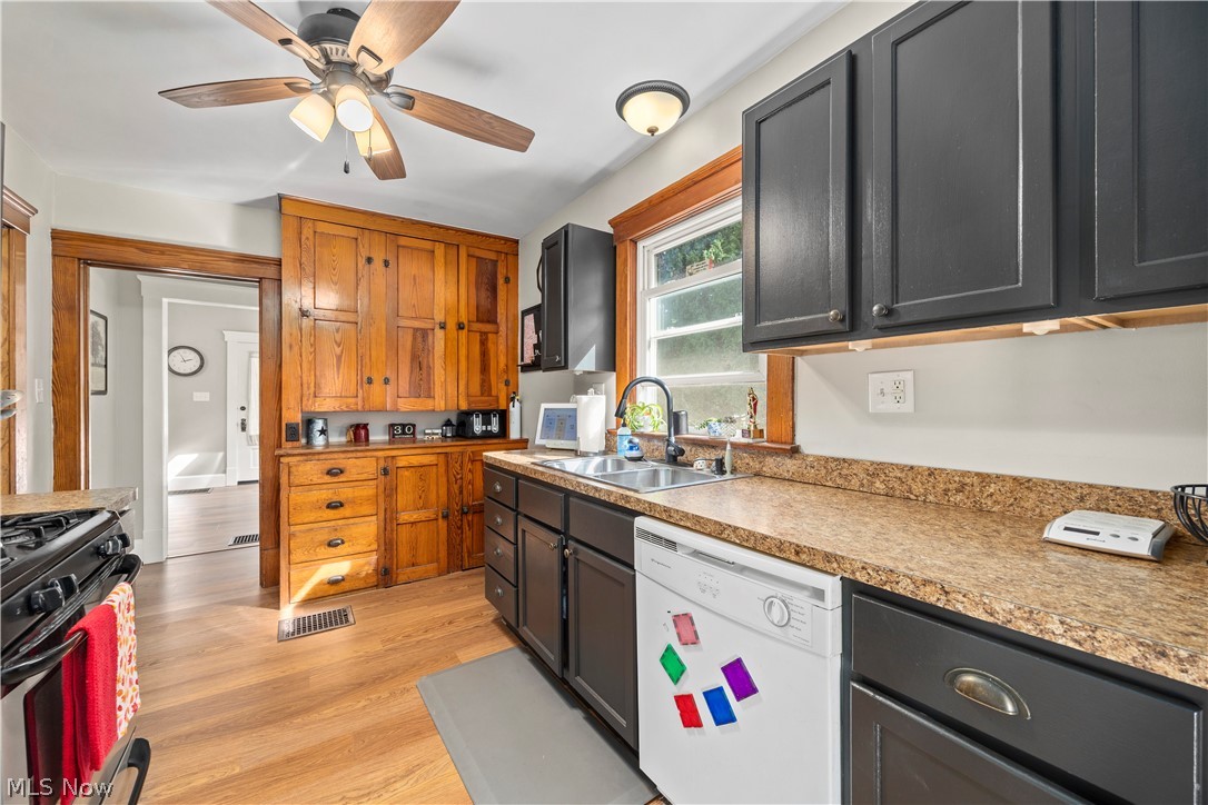 41825 Adelbert Street Elyria OH 44035