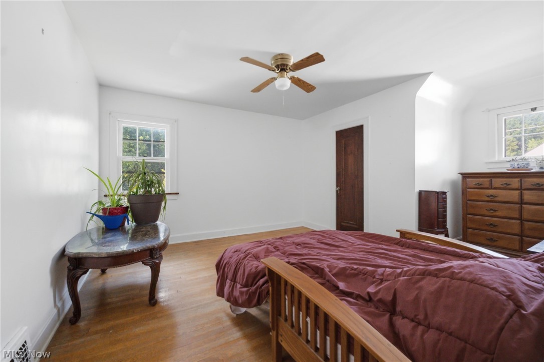 10033 Chesterfield Drive Parma Heights OH 44130