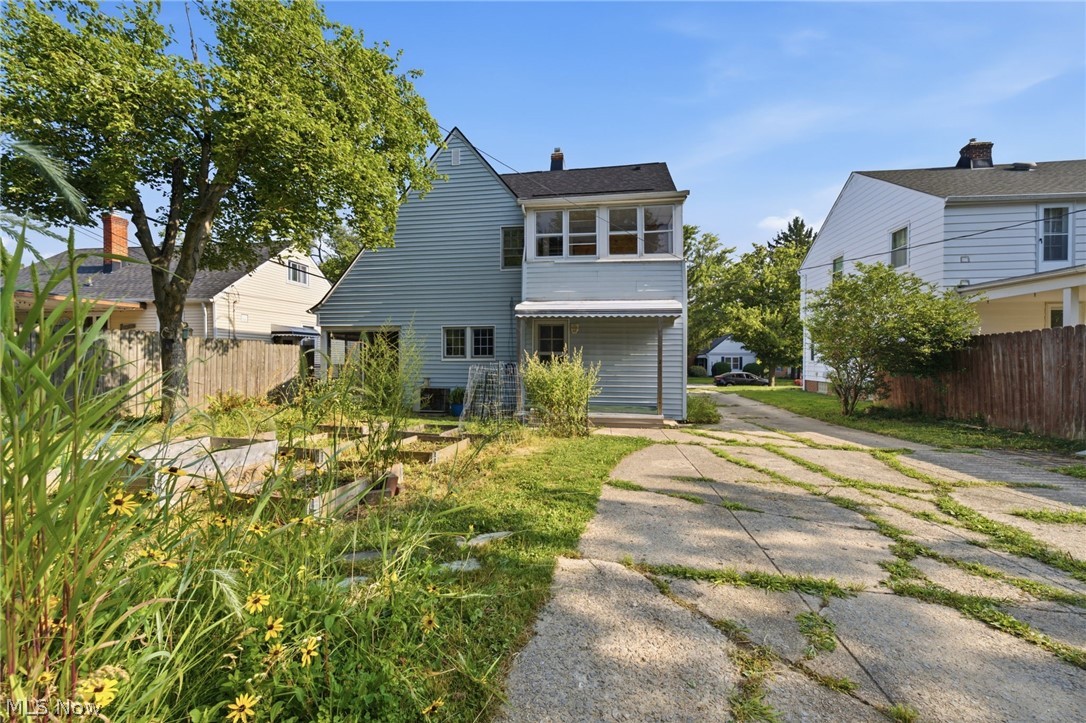 10033 Chesterfield Drive Parma Heights OH 44130