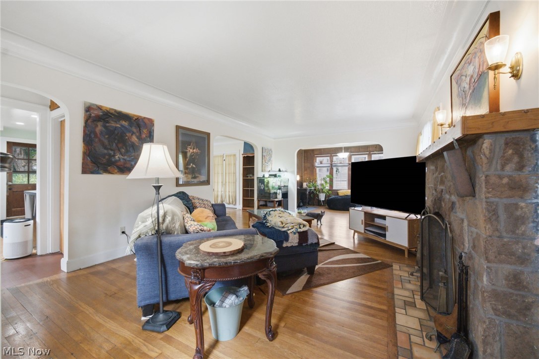 10033 Chesterfield Drive Parma Heights OH 44130