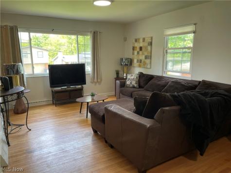 607 Castle Boulevard Akron OH 44313