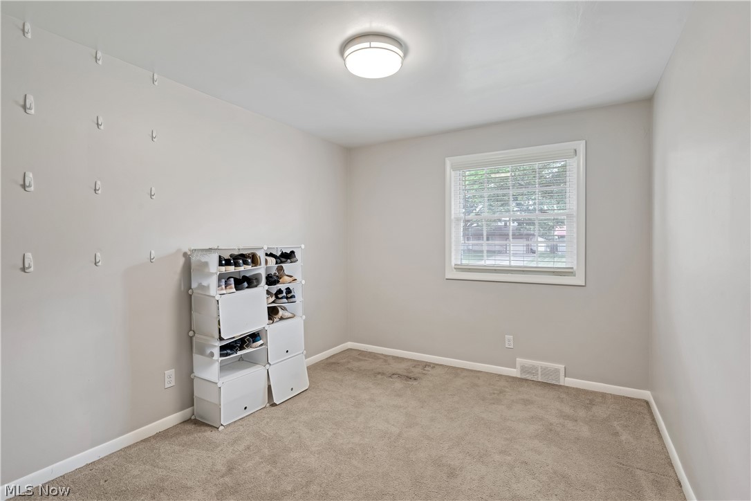 4257 Selkirk Avenue Austintown OH 44511