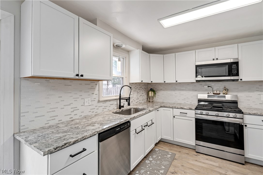 4257 Selkirk Avenue Austintown OH 44511