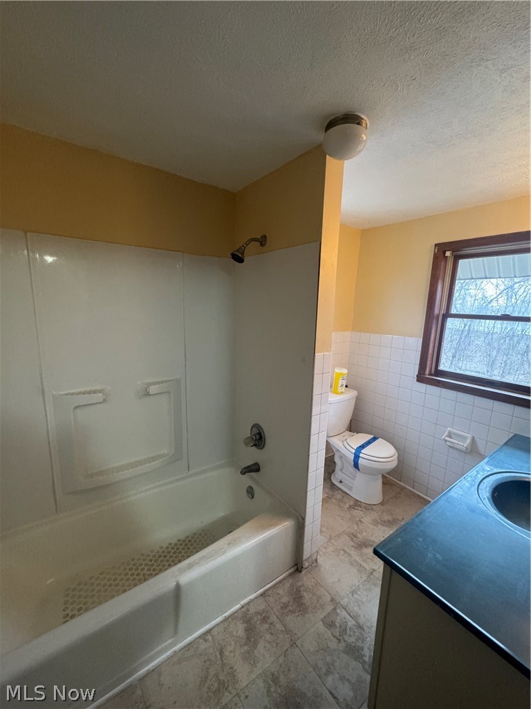 577 Rhodes Avenue Akron OH 44307
