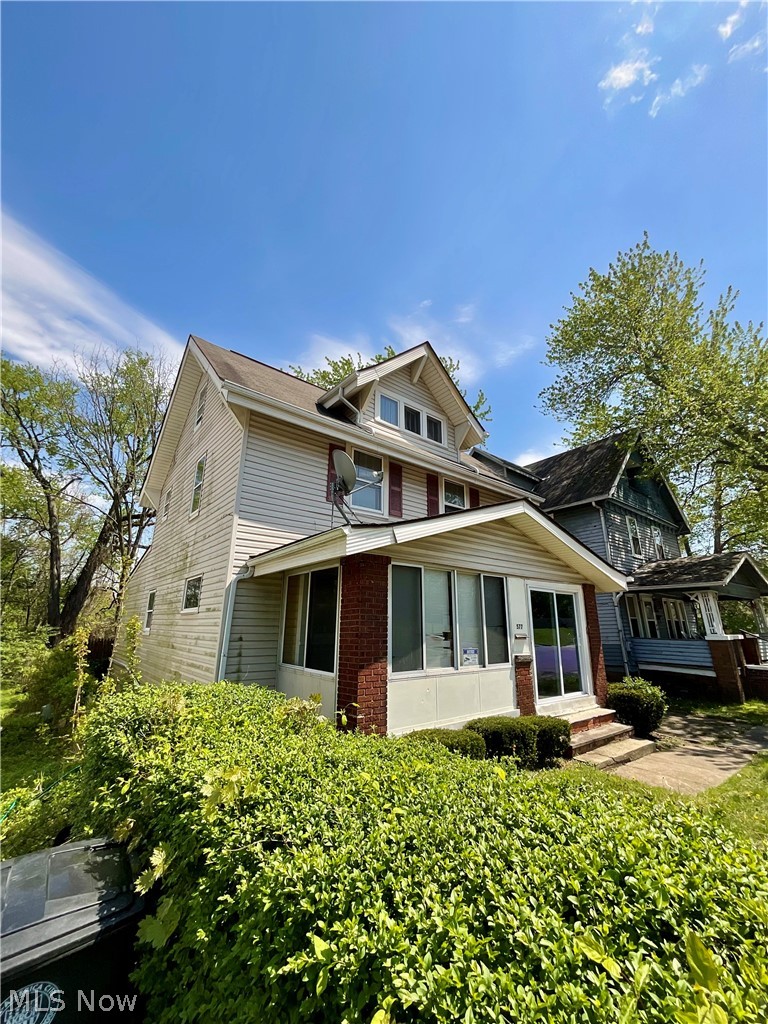 577 Rhodes Avenue Akron OH 44307