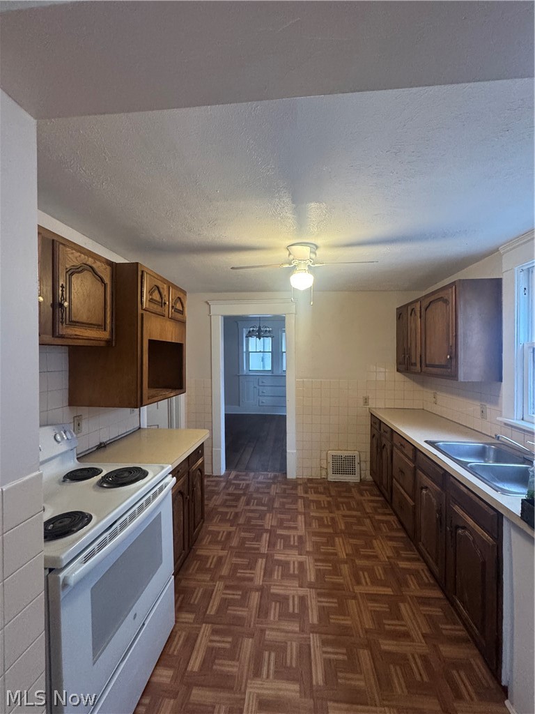 577 Rhodes Avenue Akron OH 44307