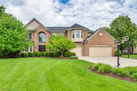 20374 Tramore Lane Strongsville OH 44149