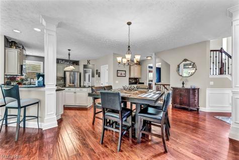 20374 Tramore Lane Strongsville OH 44149