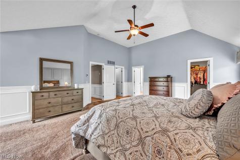 20374 Tramore Lane Strongsville OH 44149