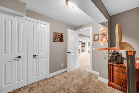20374 Tramore Lane Strongsville OH 44149