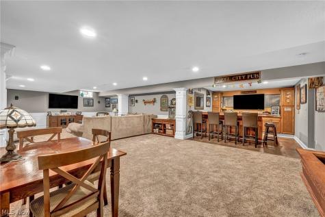 20374 Tramore Lane Strongsville OH 44149