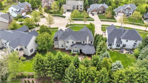20374 Tramore Lane Strongsville OH 44149