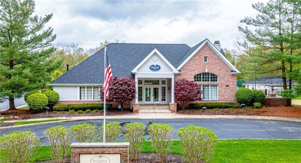 20374 Tramore Lane Strongsville OH 44149