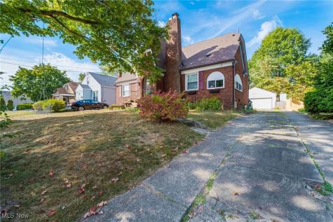 28 Terrace Drive Youngstown OH 44512