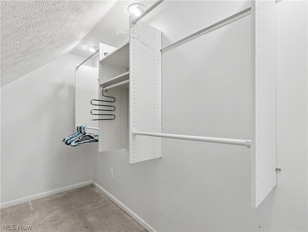 6932 Greenleaf Avenue Parma Heights OH 44130