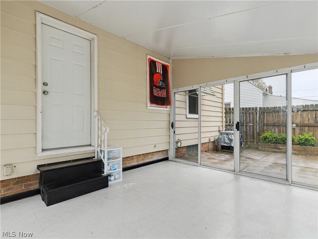 6932 Greenleaf Avenue Parma Heights OH 44130