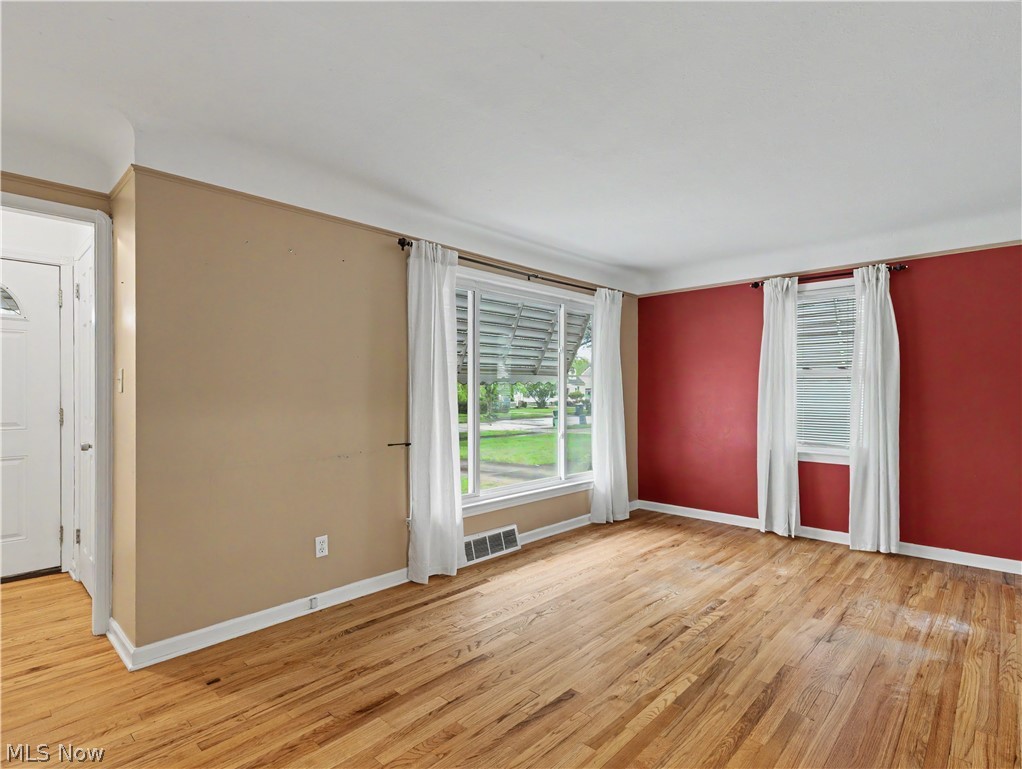 6932 Greenleaf Avenue Parma Heights OH 44130