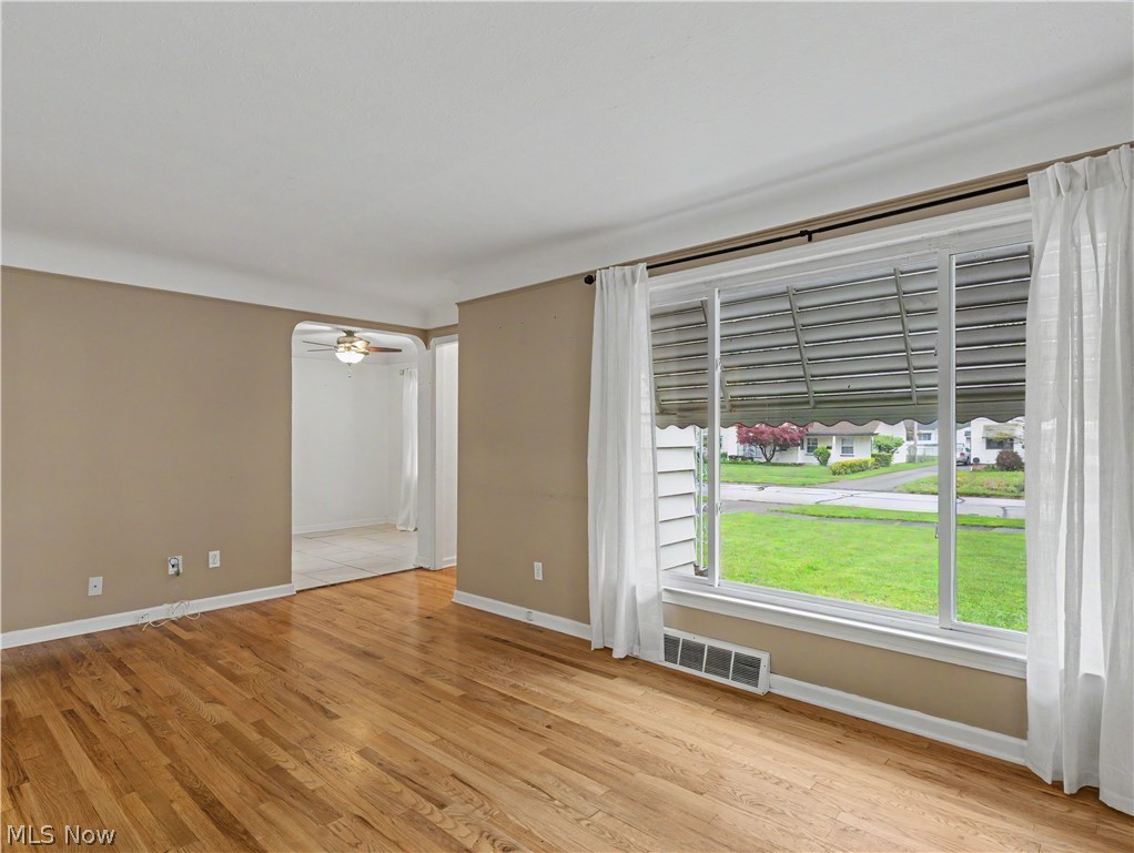 6932 Greenleaf Avenue Parma Heights OH 44130