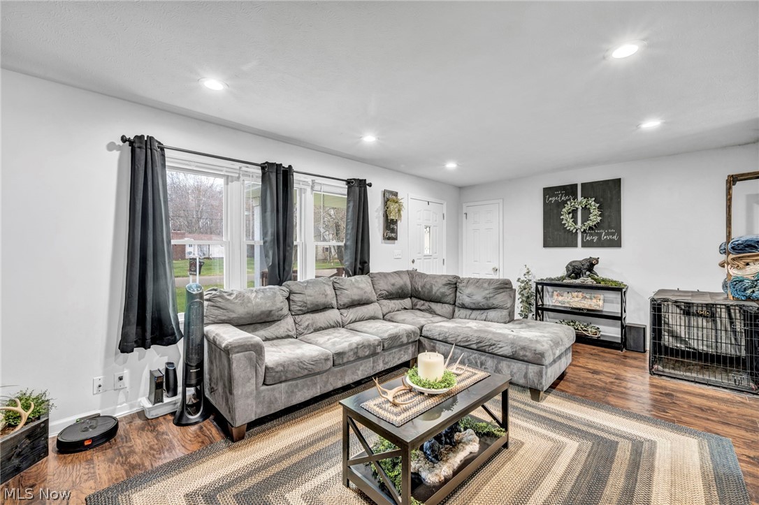 1412 Redbush Road Akron OH 44320