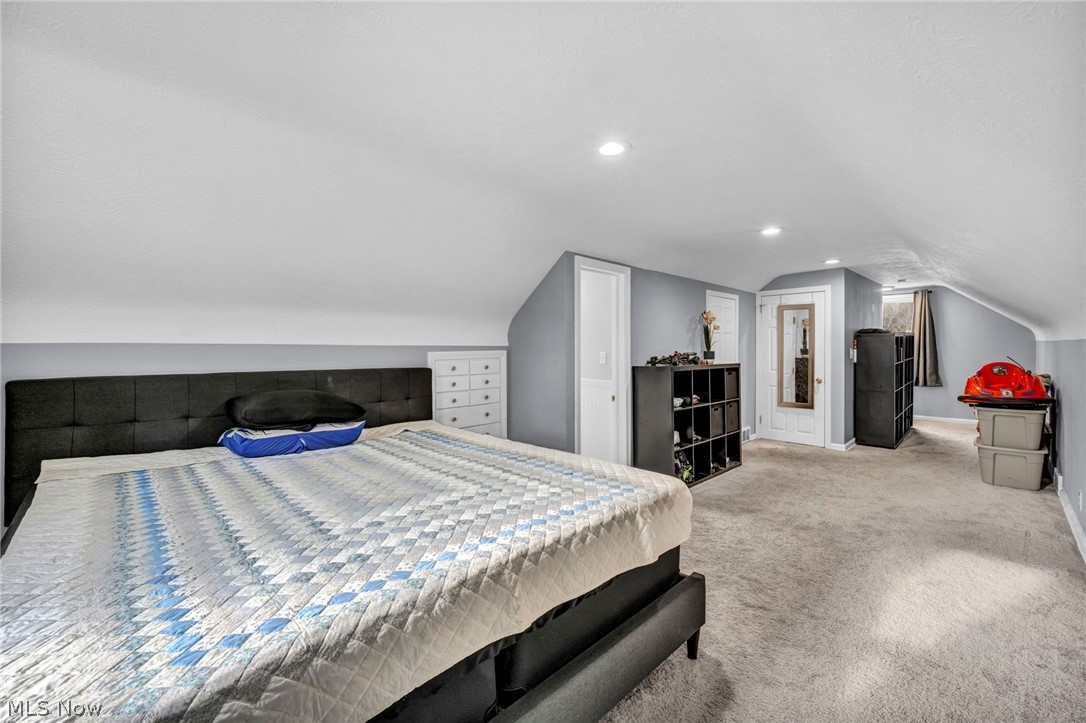 1412 Redbush Road Akron OH 44320