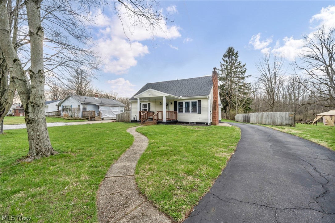 1412 Redbush Road Akron OH 44320