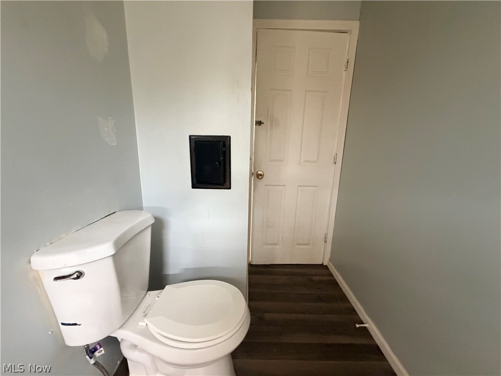 12716 Kadel Avenue Cleveland OH 44135
