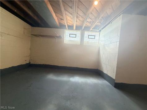 12716 Kadel Avenue Cleveland OH 44135