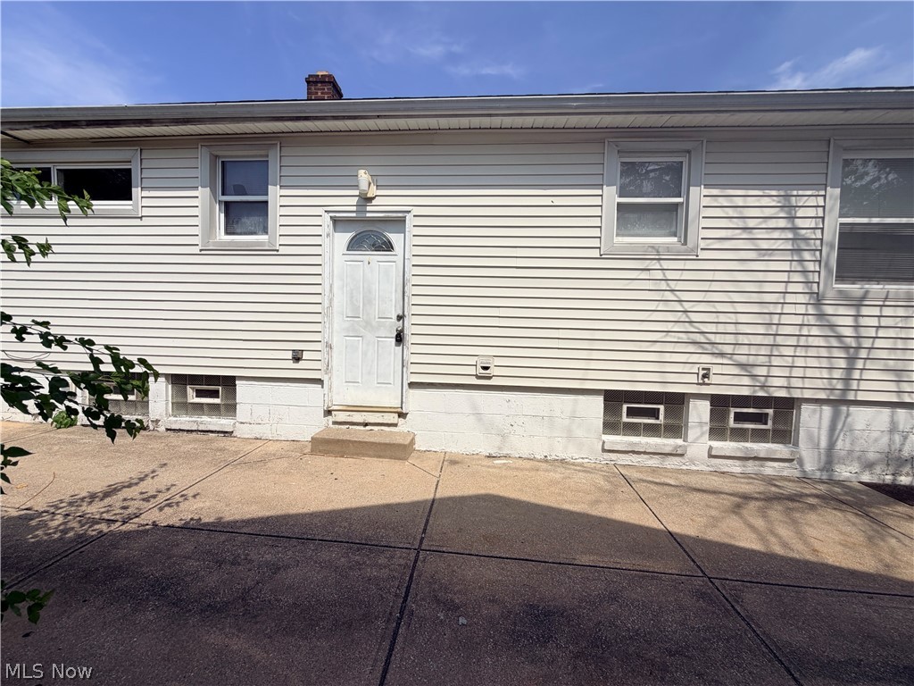 12716 Kadel Avenue Cleveland OH 44135