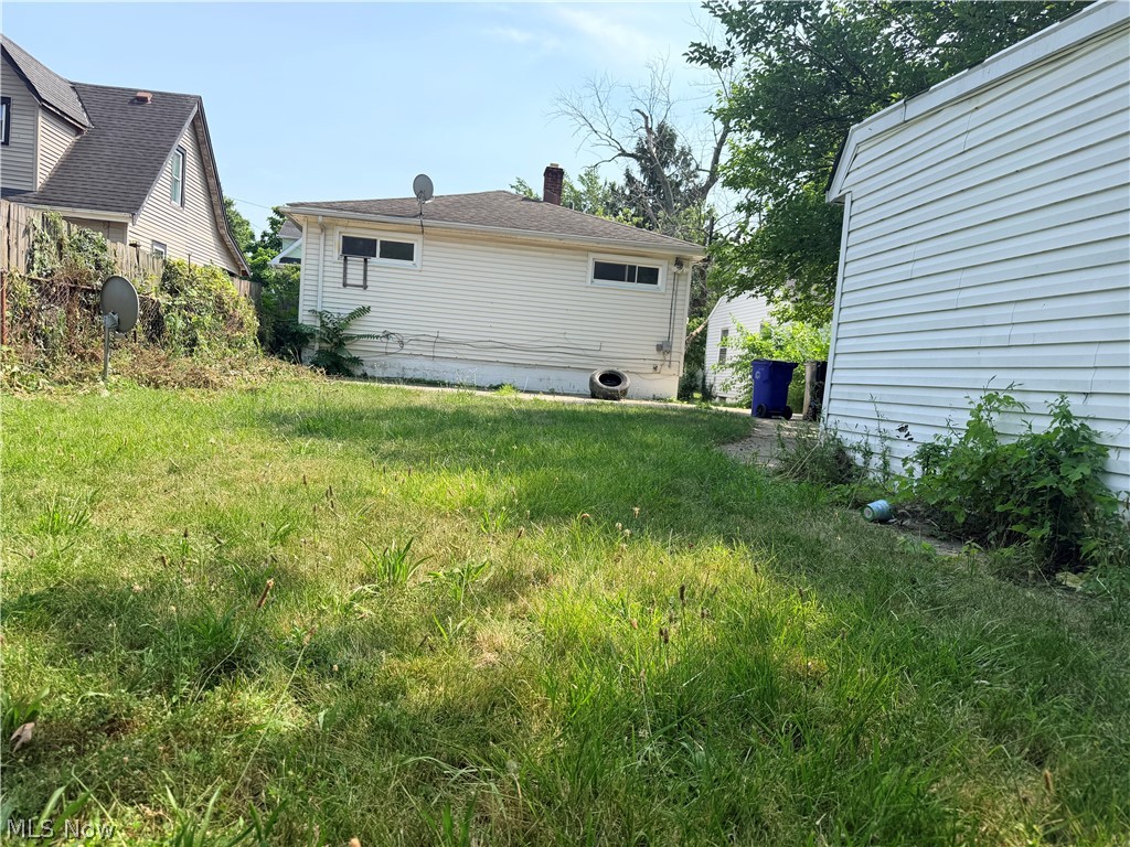 12716 Kadel Avenue Cleveland OH 44135