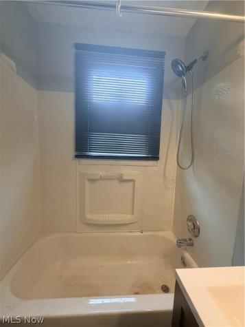 12716 Kadel Avenue Cleveland OH 44135