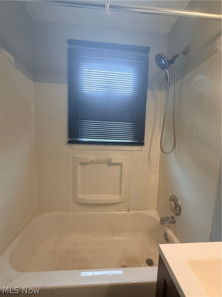 12716 Kadel Avenue Cleveland OH 44135