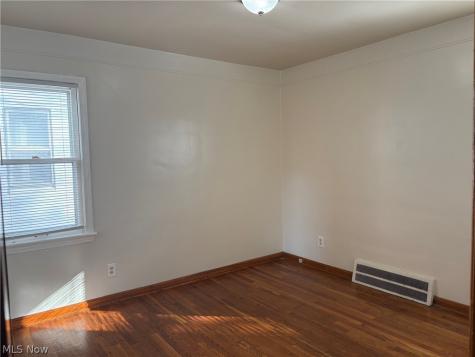 17906 Libby Road Maple Heights OH 44137