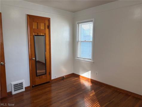 17906 Libby Road Maple Heights OH 44137
