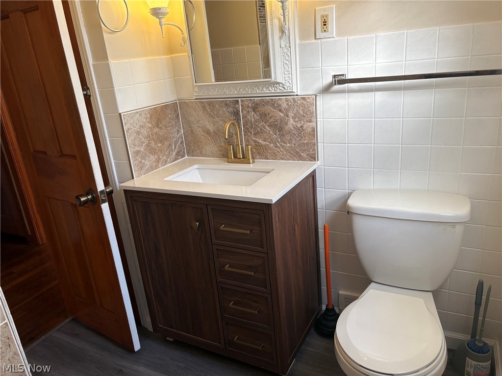17906 Libby Road Maple Heights OH 44137